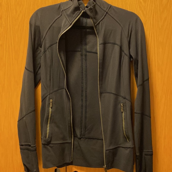 Navy Lululemon zip up jacket - Picture 5 of 5